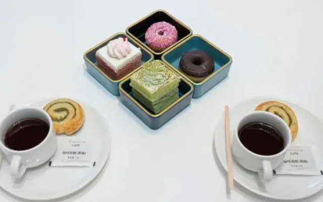 Ibis Styles Hotel (Dalian Railway Station Qingniwa Bridge)