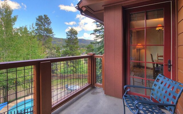 Mountain Thunder Lodge 1209 2 Bedroom Condo by RedAwning