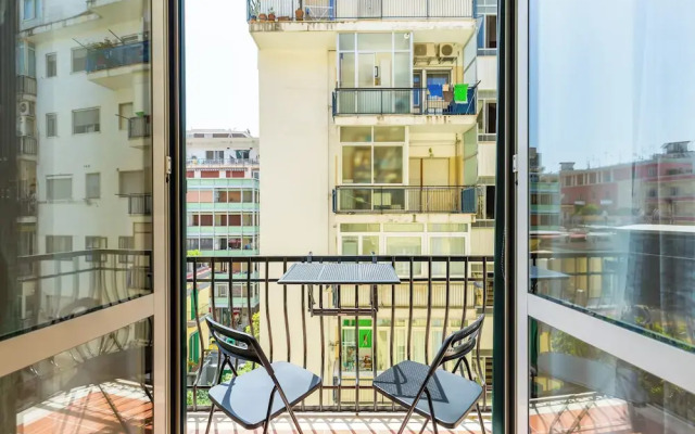 Stanzione Classy Flat at Vomero Central