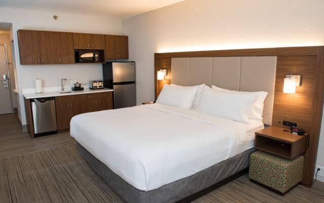 Holiday Inn Express Moss Point by IHG