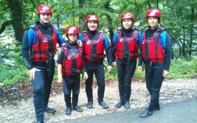 Rafting Camp Tara Center Tri Vodenice