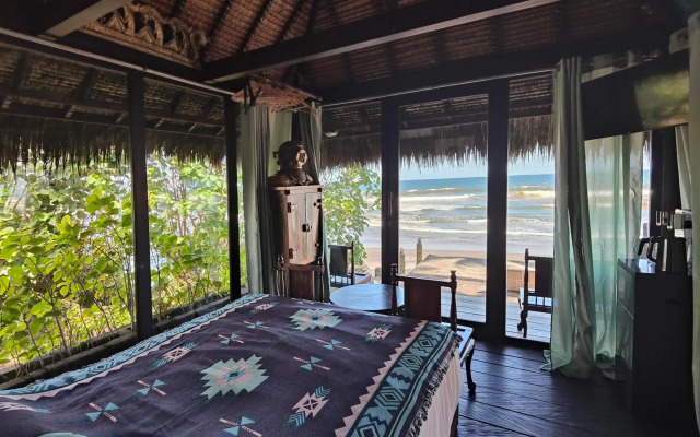 Beachfront Villa Nixie and the Sea