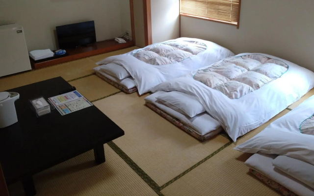Hotel Crown Hills Takefu – Guest Rooms – Echizen