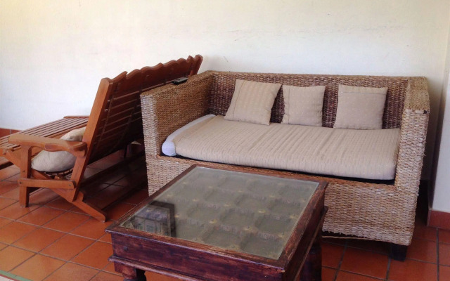 Yanadin Serviced Apartment