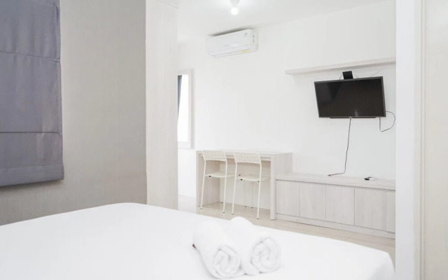 Bright Studio at Baileys Apartment