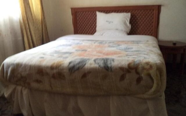 Meru House Inn