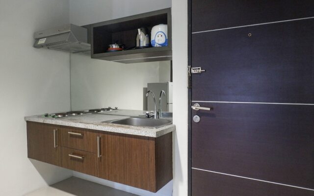 Classic Modern Studio Room Apartment at The Square Surabaya