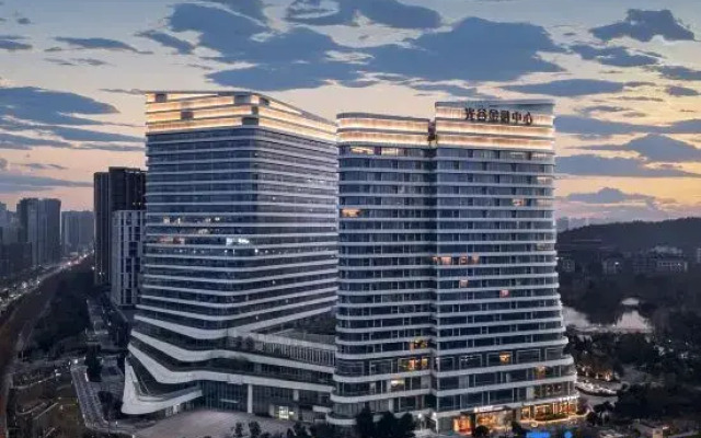 Jianguo Palace Hotel
