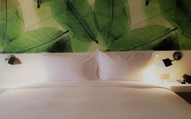 Maxx Hotel Makati