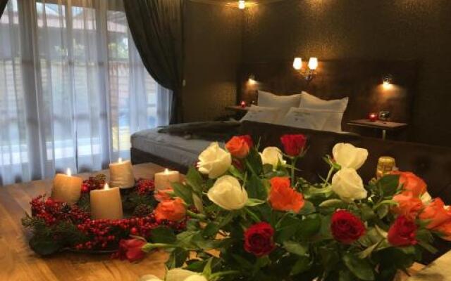 Golden Gapa River Luxury Apartment 16