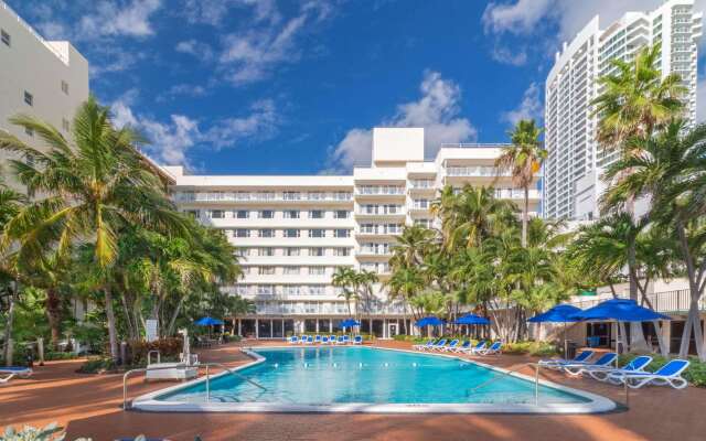 Radisson Miami Beach Hotel