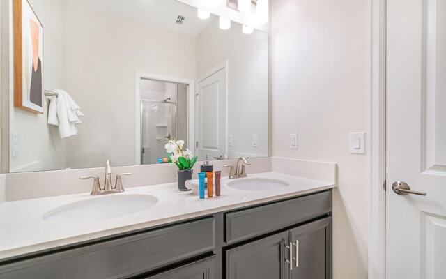 Beautiful, Modern Home W/private Pool! Near WDW