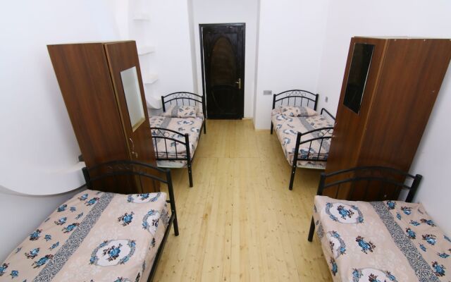 Nizami Street Hostel