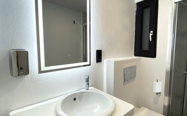 Citizen suites