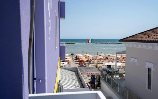 Beach Suite Hotel