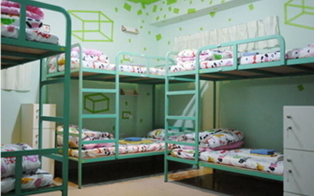 Wow Guest House Hostel