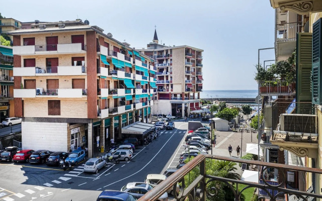 Vico Delle Isole by Wonderful Italy