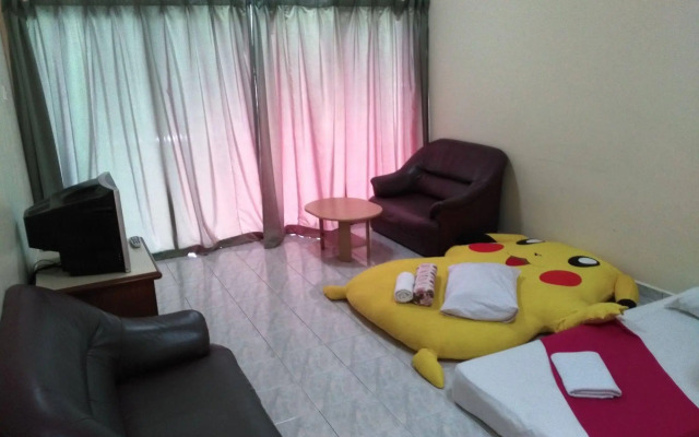 Teluk Batik Holiday Apartment