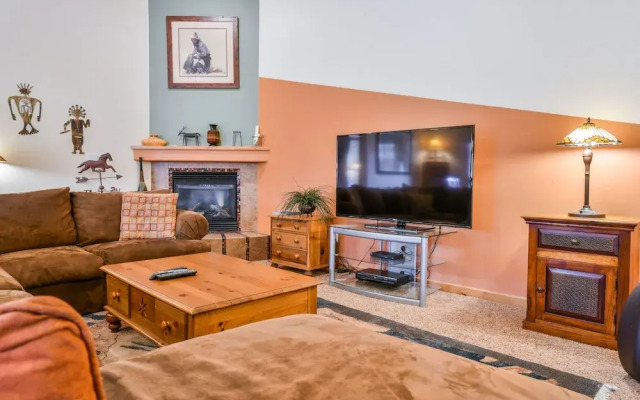 Cottonwoods 415