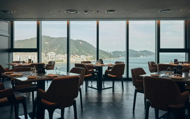Wyndham Grand Busan Ijin