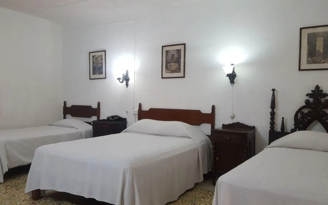 Hotel Real Toledo by Kavia