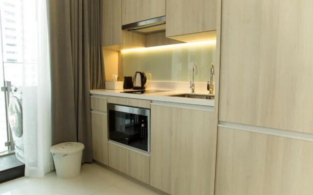 Circle Sukhumvit 11#Luxury#Pool#Gym#BTS Nana&MRT Sukhumvit#1BR#Max4ppl