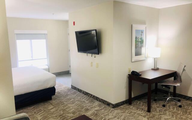 Best Western Plus Vermilion River Inn & Suites