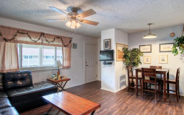 Courtyard #209 Condo