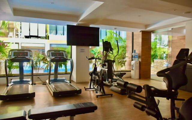 Menesse the City by Casago