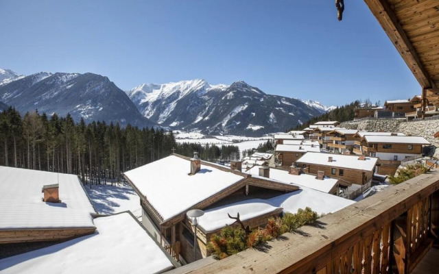 Splendid Chalet in Neukirchen near Wildkogel Ski Arena