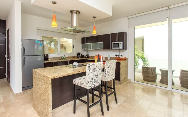 Mamitas Village by Playa Moments