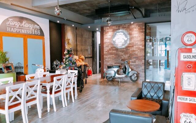 Tung Kang Happiness 168