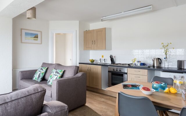 Oystercatcher Apartments