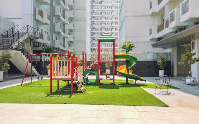 Homey and Modern Studio at Sentul Tower Apartment