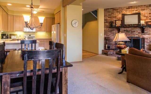 Bozeman - East Gallatin Retreat