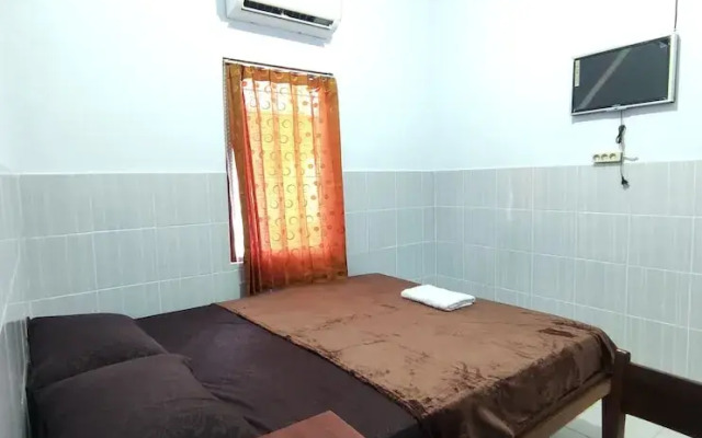 Super OYO 93173 Khazanah Room Syariah