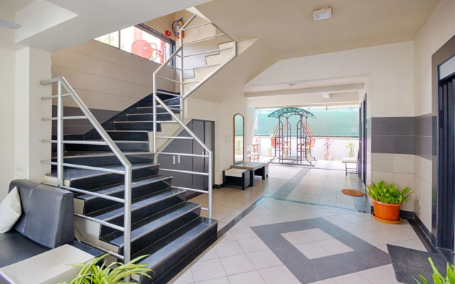 OYO 4018 Hotel Grand Ashwin