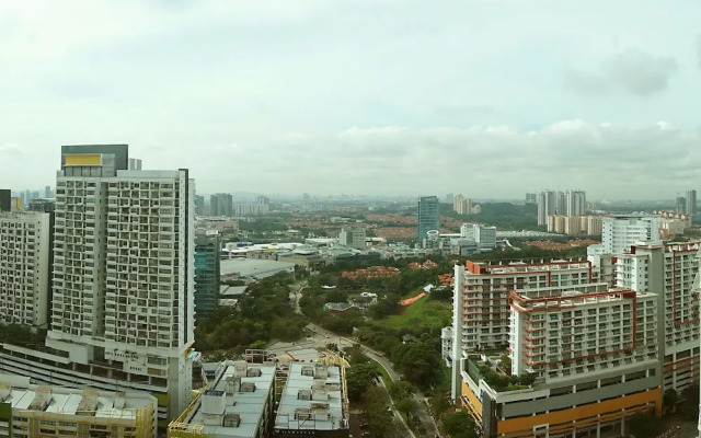 Q Stay at Hotel Damansara