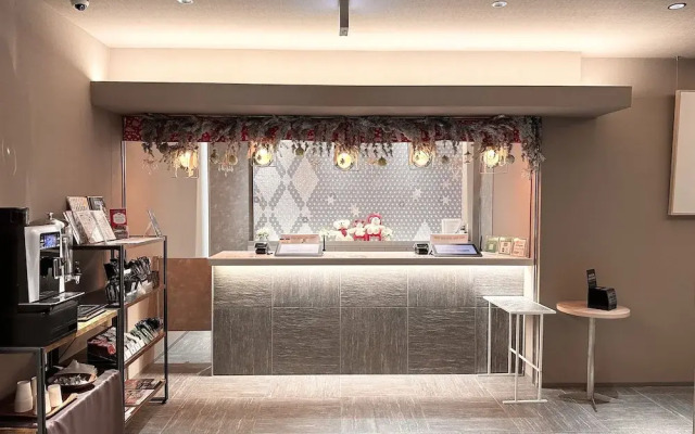 Dynasty Hotel & Resort Osaka