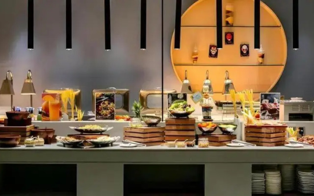 Yitel Collection (Chengdu Wuhouci Sichuan Orthopaedic Hospital Metro Station Branch)