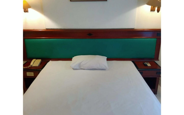 Puri Jaya Hotel