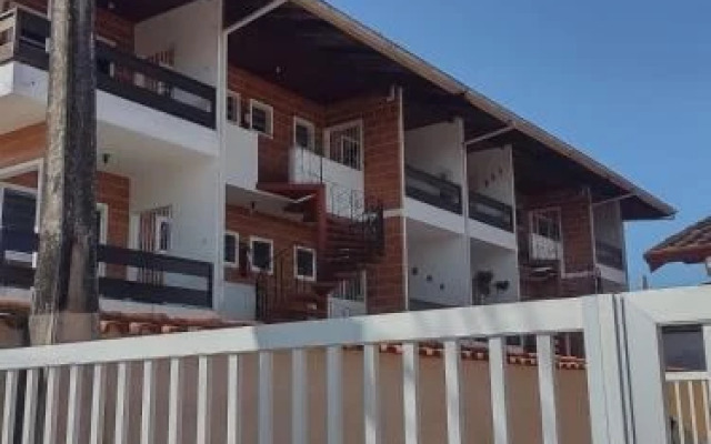 Pereque Açu, 200 m. praia. Aconchegante e espaçoso