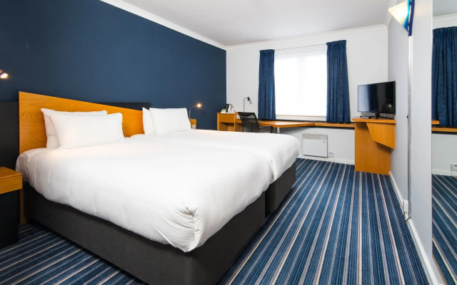 Holiday Inn Express Manchester East by IHG