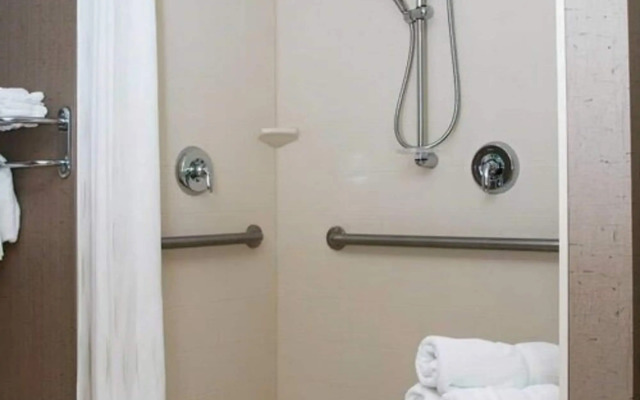 Quattro Hotel & Conference Centre, Ascend Hotel Collection