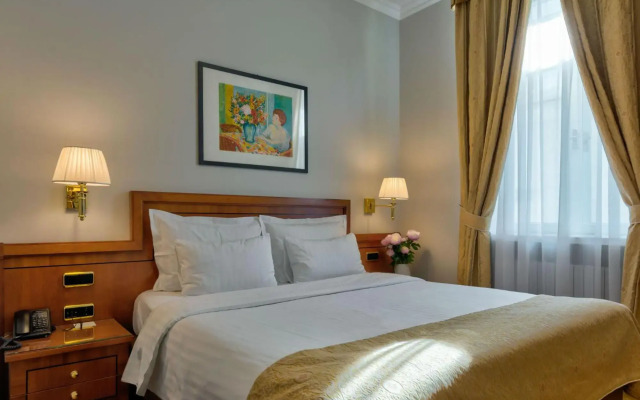 My City Hotel