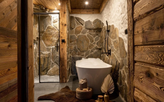 Mountain Shelter Salamandra