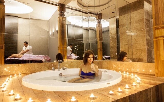Long Beach Harmony Hotel & Spa