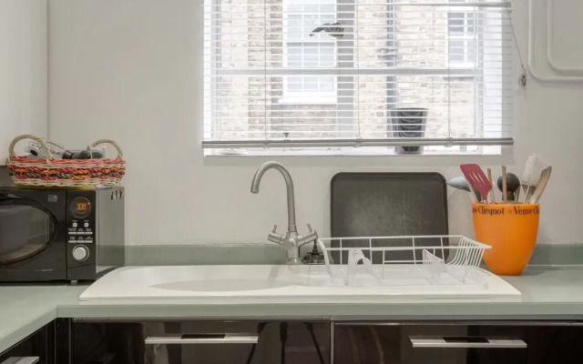 Stylish 2 Bedroom Fitzrovia Flat