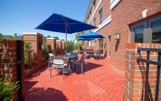 Comfort Suites Magnolia Greens