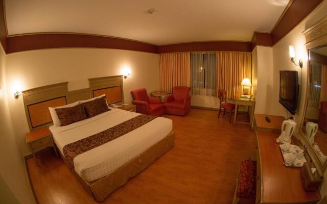 Town In Town Hotel Bangkok